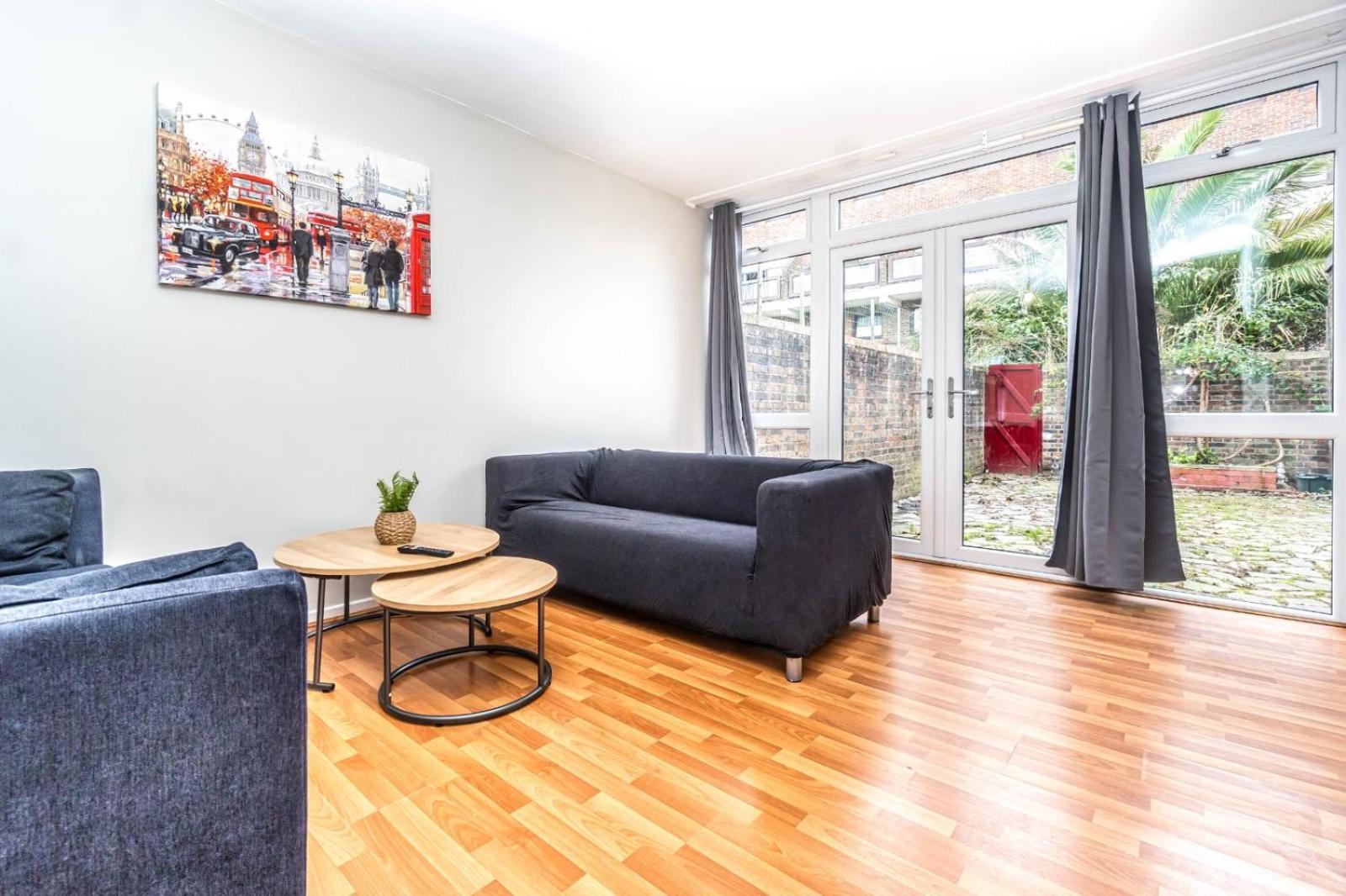 Bright Guest House In Hackney 런던 외부 사진